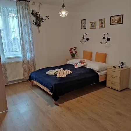 Rum i privatbostad Slonecznik Ostrowo (Puck)